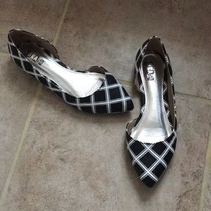 Black & White Pointy Toe Flats